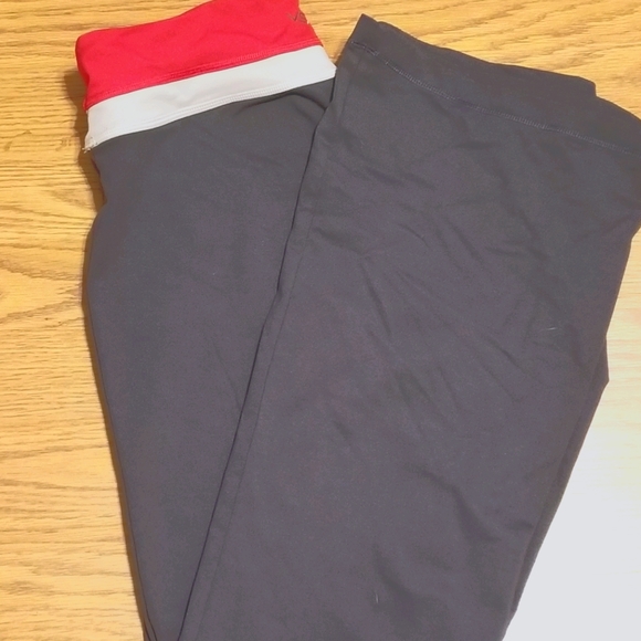 Gray VS Sport pants Small - Picture 2 of 4